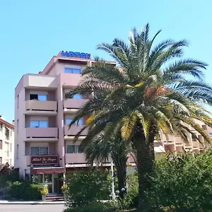 Maya Cavalaire-sur-Mer